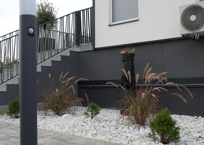 Del Am Woerthersee * Velden am Wörthersee